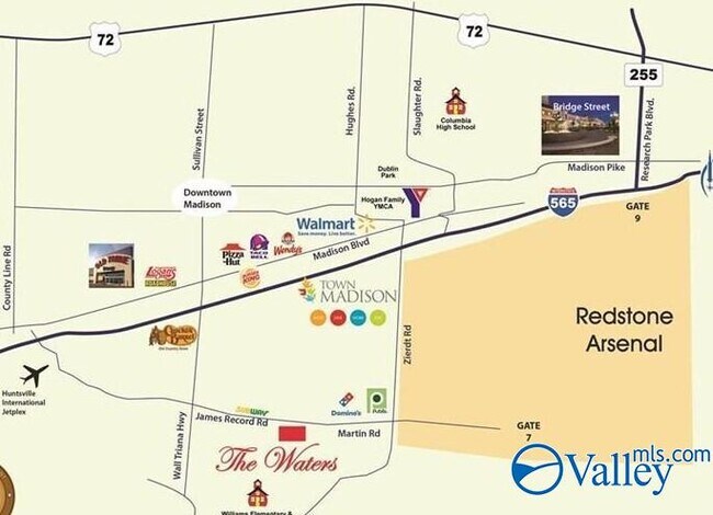 Building Photo - 702 Sluice Dr SW