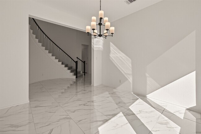 Building Photo - 506 Mandola Farms Dr