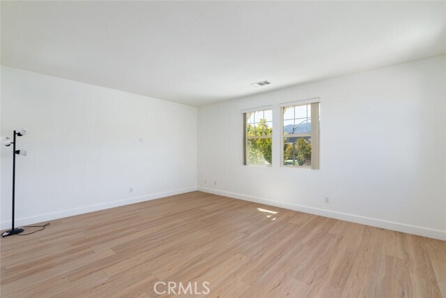 Building Photo - 11400 Bluebird Way