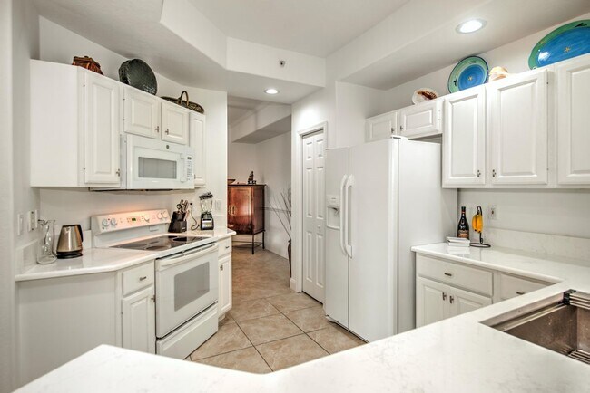 Building Photo - 8385 Whisper Trace Way