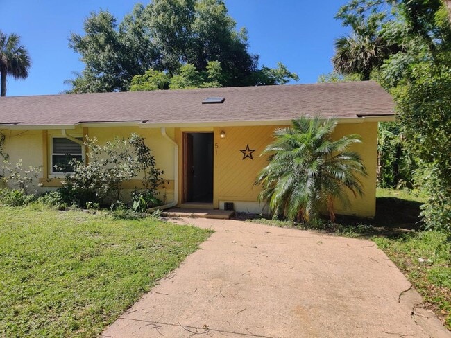 Primary Photo - 51 St Johanna Dr