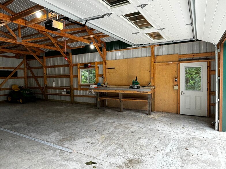 Building Photo - 2819 Erin Ln