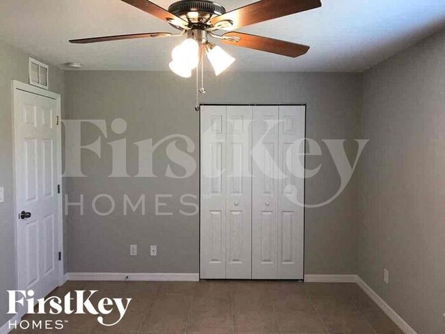 Building Photo - 12177 Helios Ave
