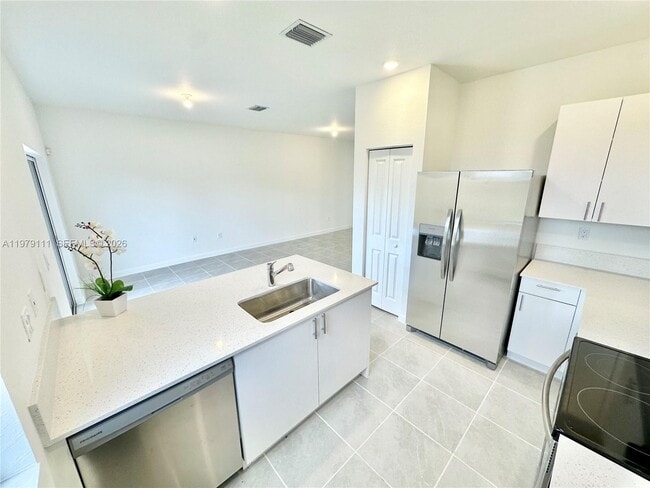 Building Photo - 16213 SW 288th Terrace