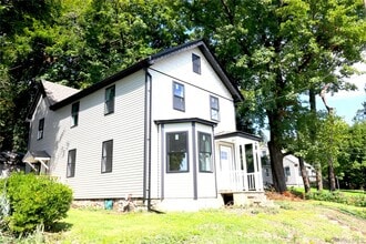 Building Photo - 375 NY-304