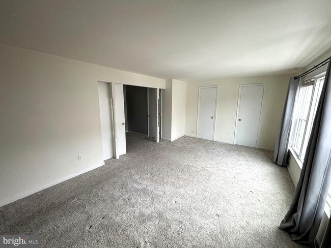 Building Photo - 8104 Oaklake Ct