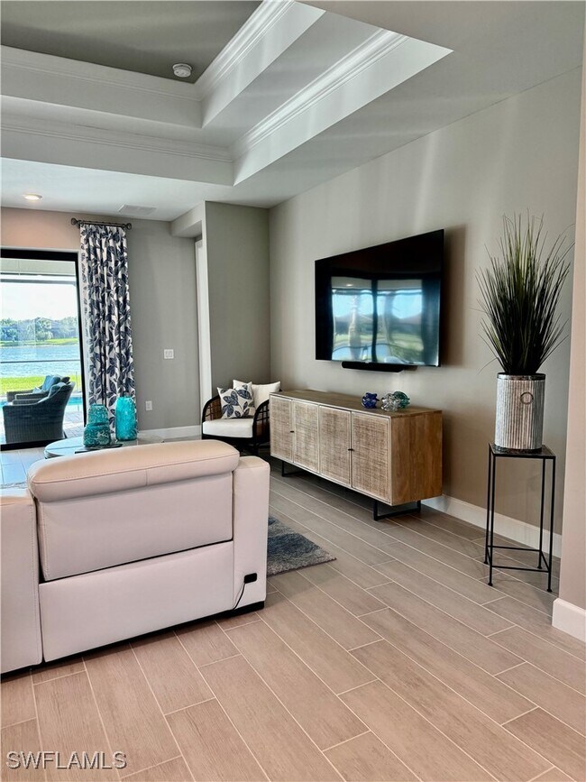 Building Photo - 5722 Legendary Ln