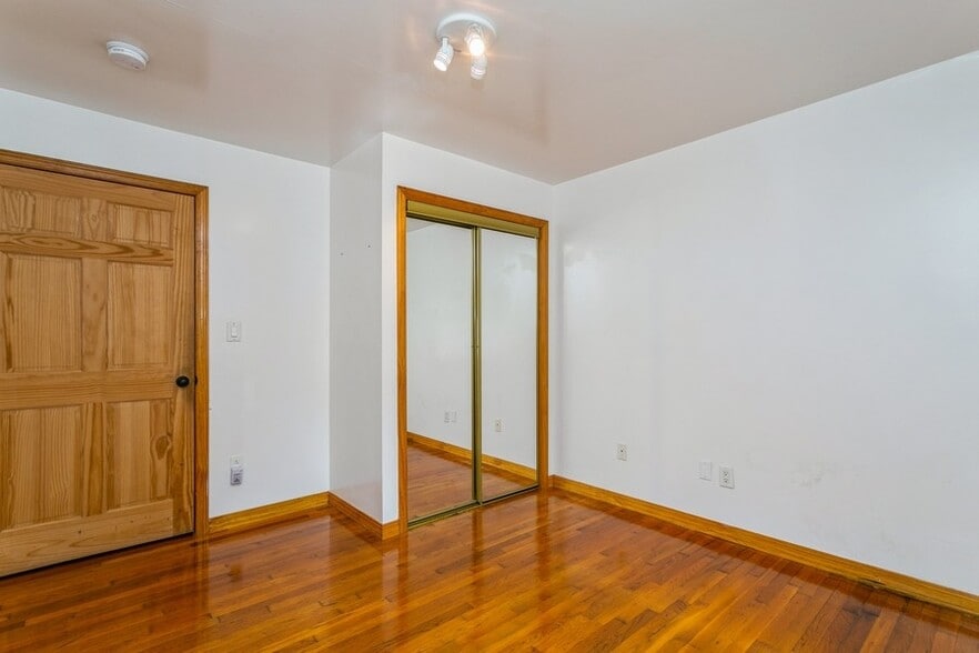 Bedroom 2 - 320 6th St