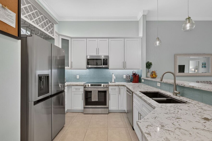 Building Photo - 1285 Sweetwater Cove