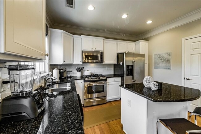 Building Photo - 2286 Limehurst Dr