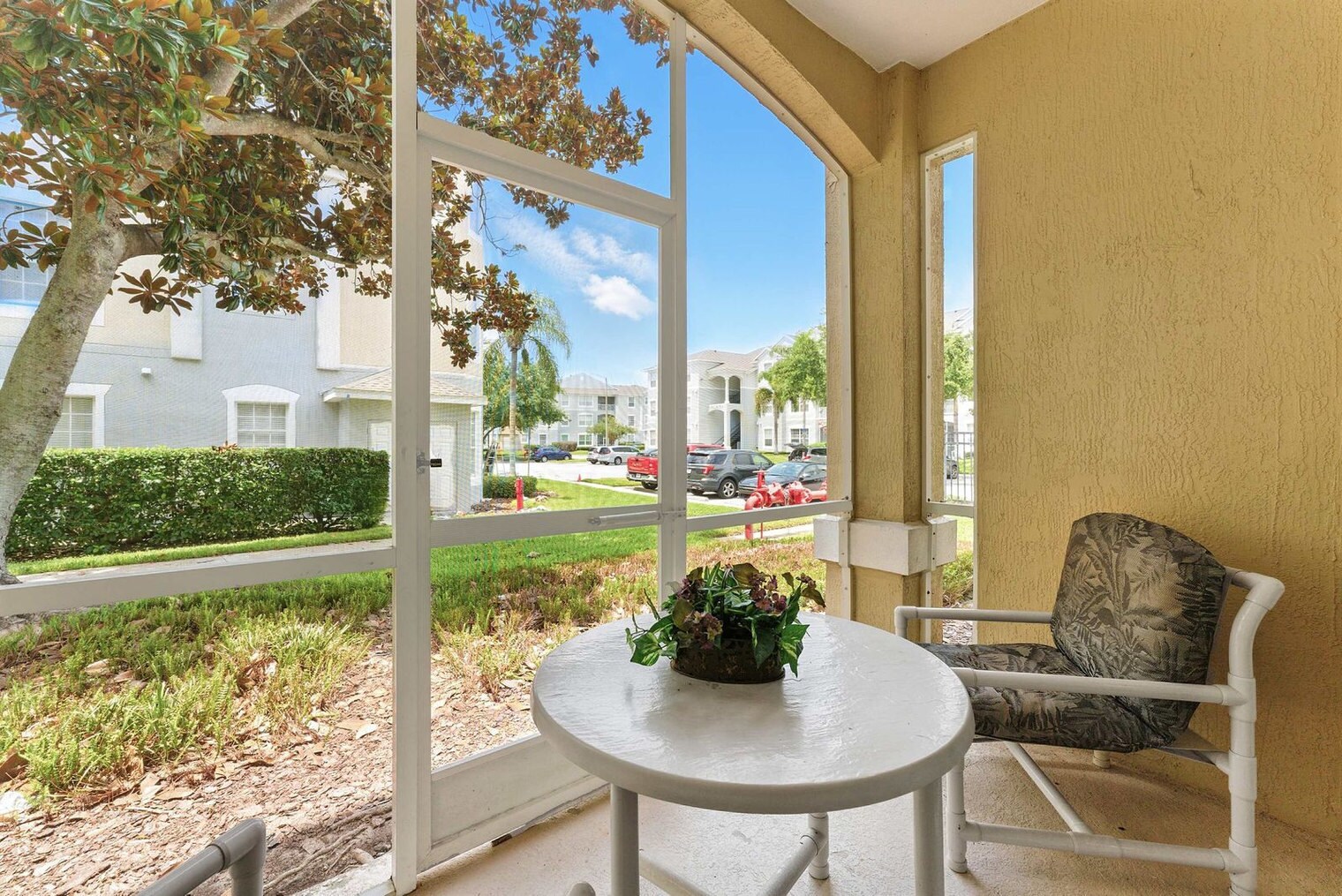 Building Photo - 8101 Coconut Pl