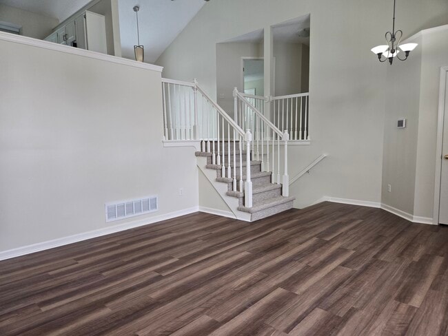 Building Photo - 16316 S Hunter St