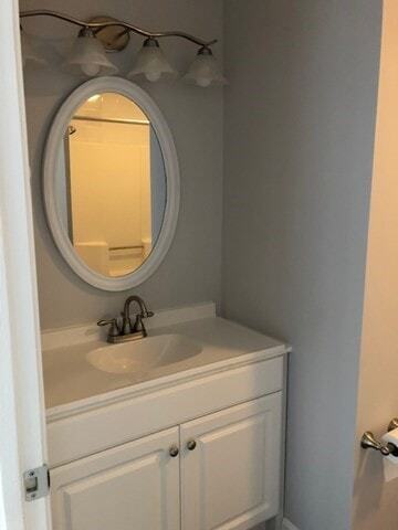 Building Photo - 212 Fisher St