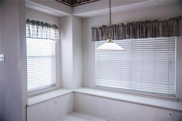 Building Photo - 8240 Fountain Ridge Dr