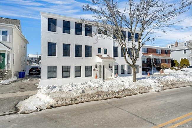 Building Photo - 74 Nelson Ave