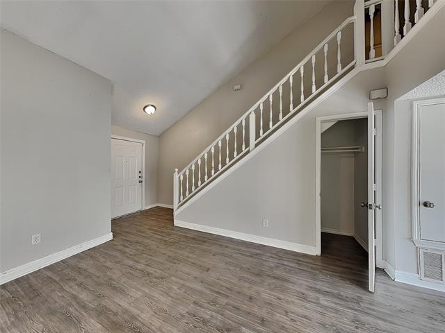 Building Photo - 1506 Briarpath Ln