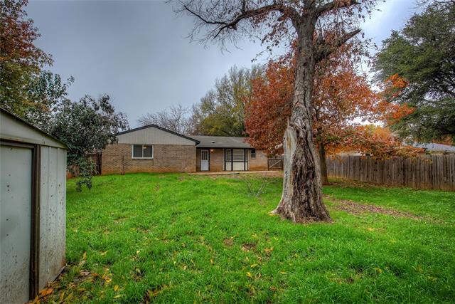Building Photo - 5307 School Hill Cir
