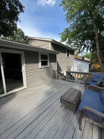 Building Photo - 8014 Bald Ridge Dr