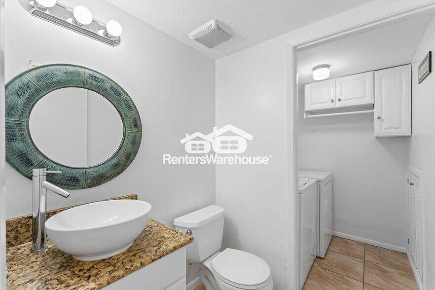 Building Photo - 7475 Canford Ct