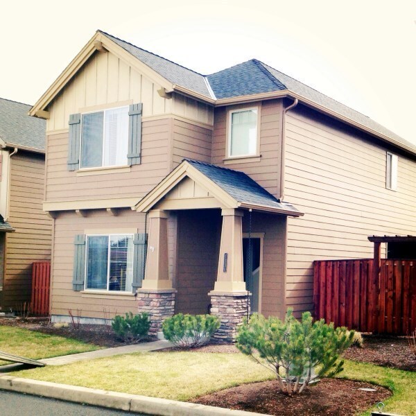 Primary Photo - Prineville Craftsman Home in Ochoco Pointe