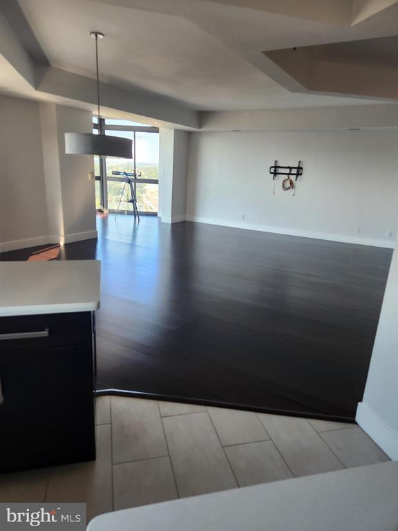 Building Photo - 900 N Stafford St