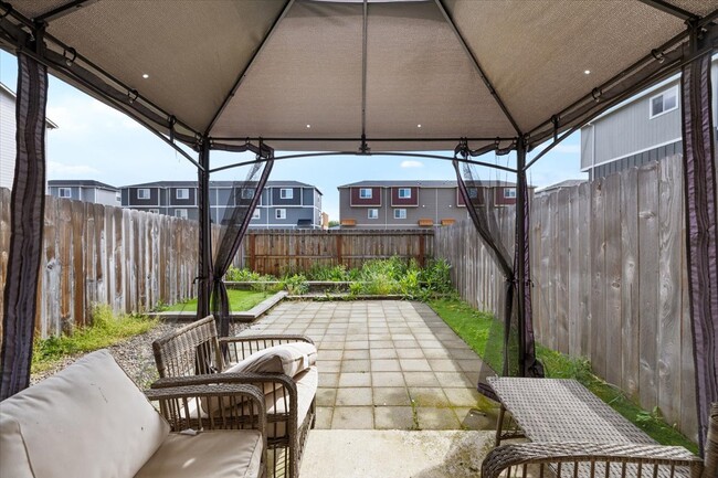 Building Photo - 7870 Phaedra Ln