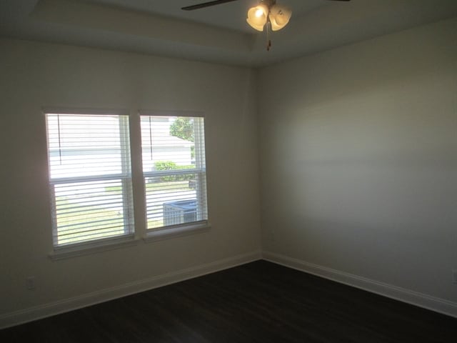 Building Photo - 870 Sunny Stroll Dr