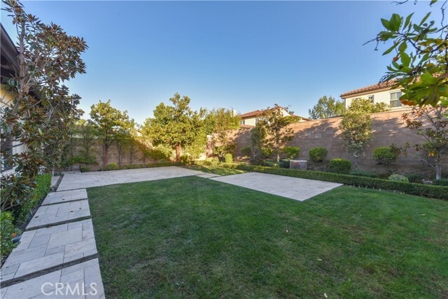 Building Photo - 40 Skyward