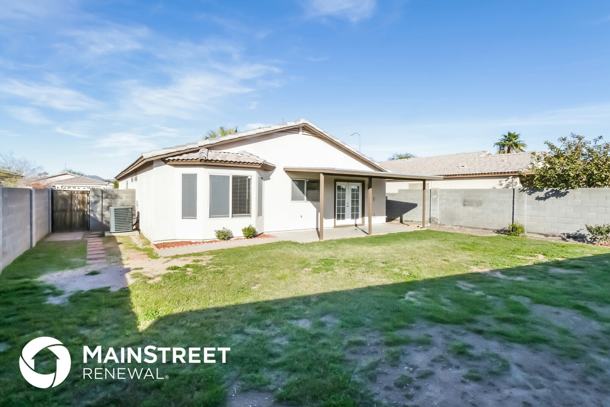 Building Photo - 8921 E Butternut Ave