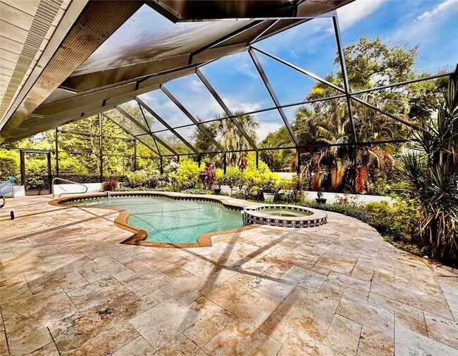 Building Photo - 3601 Garden Lakes Clenet