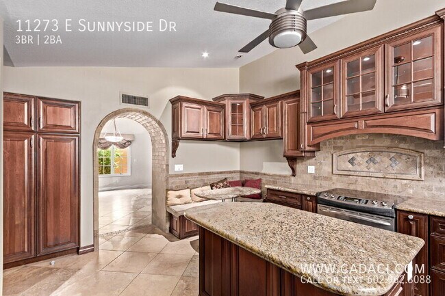 Building Photo - 11273 E Sunnyside Dr