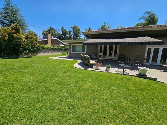 Building Photo - Exceptional Single-Story Home in Prime Upl...