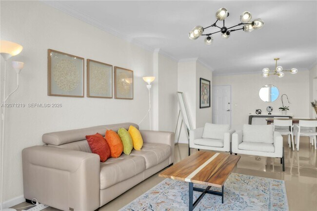 Building Photo - 2501 S Ocean Dr