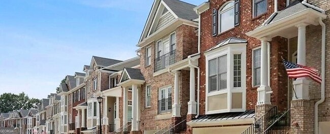 Primary Photo - 214 McLaren Gates Dr