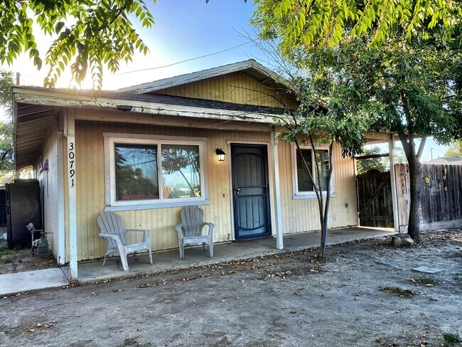 Building Photo - 30791 Robinson Rd