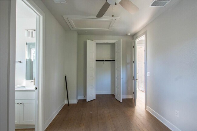 Building Photo - 2705 Wilson St
