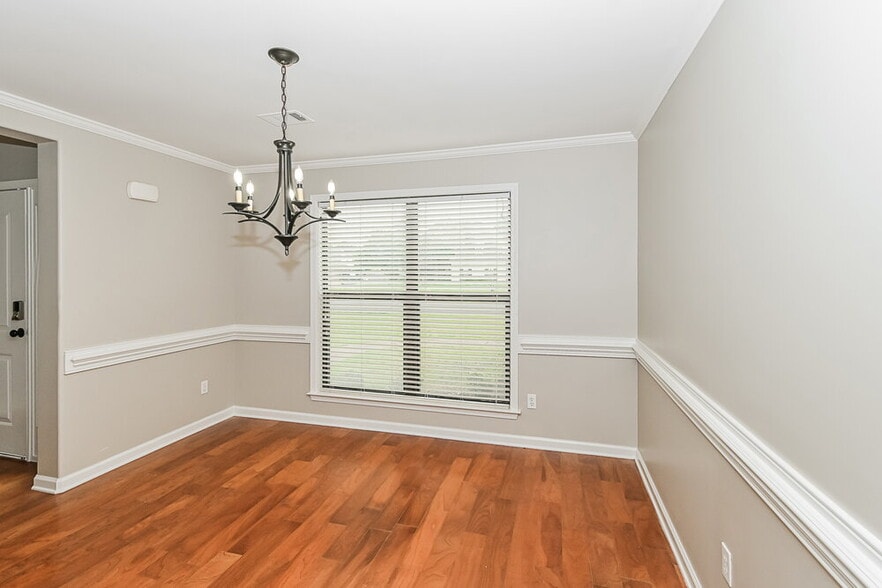 Building Photo - 6755 Clarmore Dr