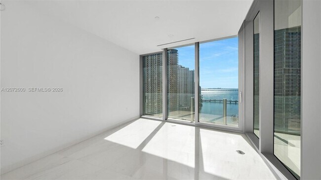 Building Photo - 300 Biscayne Blvd Way