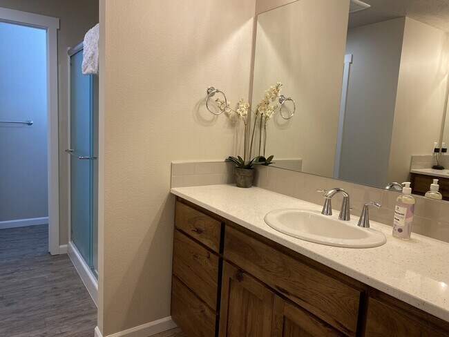 Building Photo - 2220 N Corbin Ct