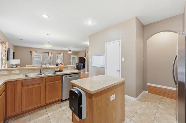 Building Photo - 1301 Concho Trail