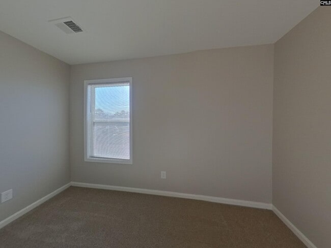 Building Photo - 309 Finch Ln