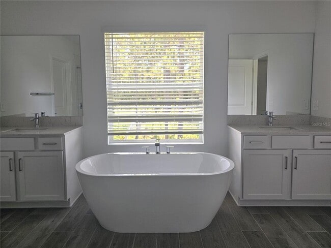 Building Photo - 18271 Pearl Vw Pl