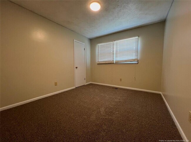 Building Photo - 1319 Levy Dr