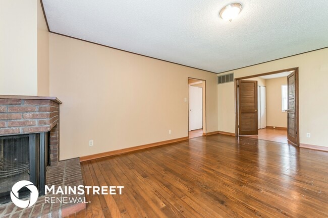 Building Photo - 4087 Fox Island Dr