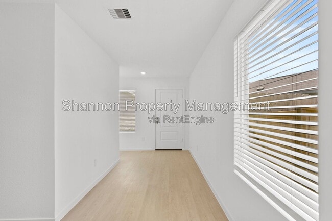 Building Photo - 12403 Wild Strawberry Rd