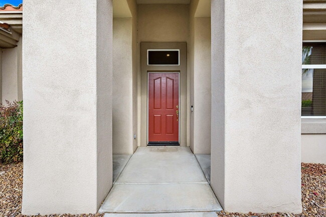 Building Photo - 78462 Palm Tree Ave