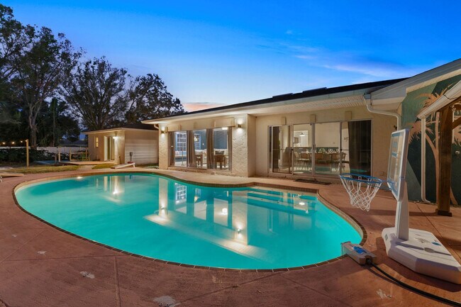 Building Photo - 109 Lake Judy Lee Dr