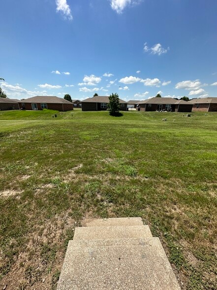 Building Photo - 812 Wix Ln