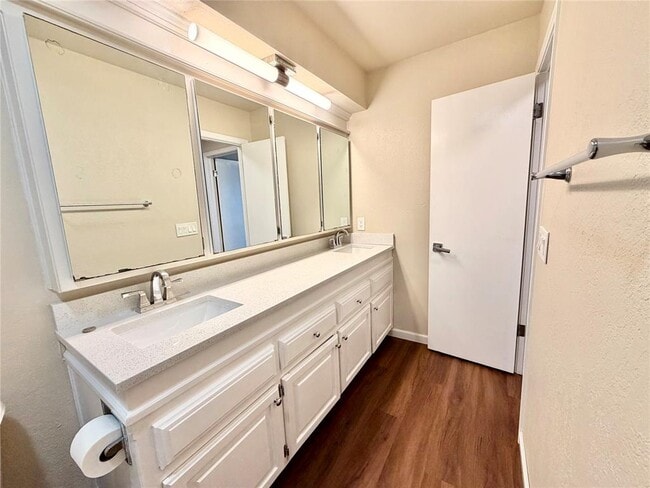 Building Photo - 12007 Shady Trail Ln