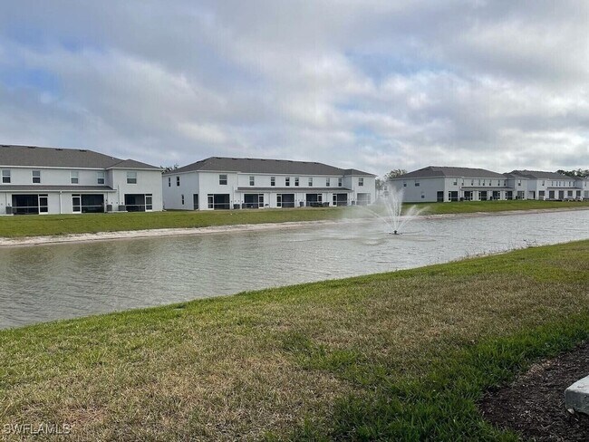 Building Photo - 15141 Wildflower Cir
